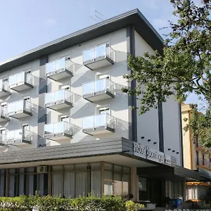 hotel-domingo-lido-di-jesolo.hotelinveneto.com/